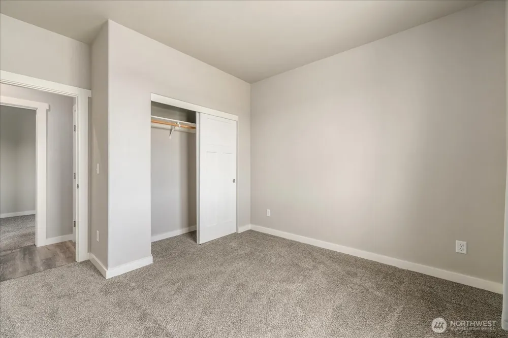 203 Gold Cup Dr. Moses Lake, WA 98837
