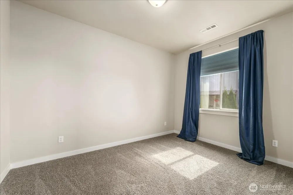 203 Gold Cup Dr. Moses Lake, WA 98837