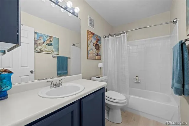 1303 S Danube Way #103 Aurora, CO 80017