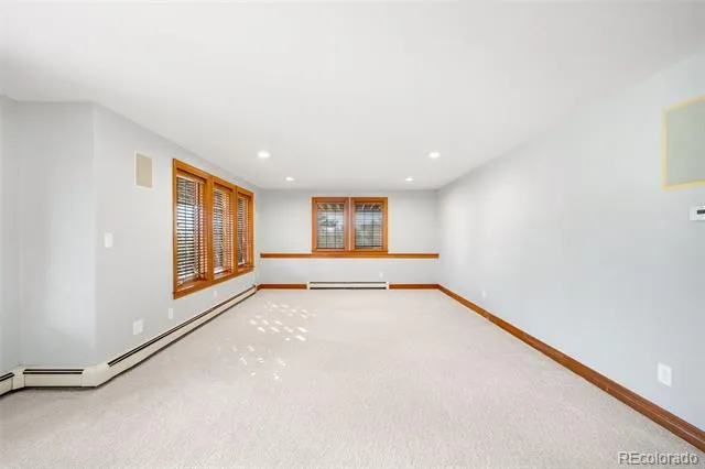 27927 Meadowlark Drive Golden, CO 80401