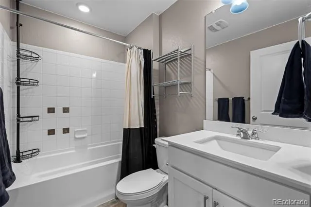 873 Riviera Street Aurora, CO 80018