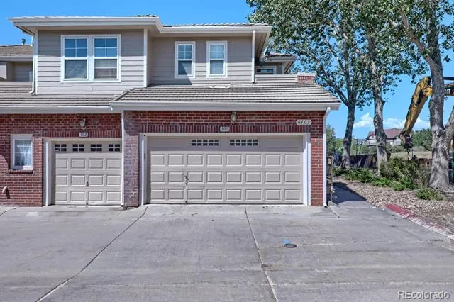 6703 S Winnipeg Circle #101 Aurora, CO 80016