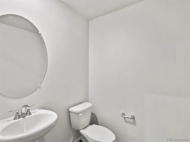 1600 Riverplace Drive #4 Windsor, CO 80550