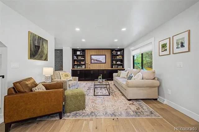 3469 E Easter Place Centennial, CO 80122