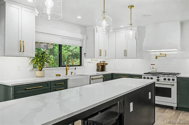 3469 E Easter Place Centennial, CO 80122