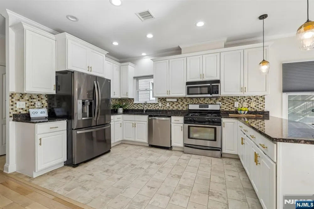 1627 Broad Street Bloomfield, NJ 07003