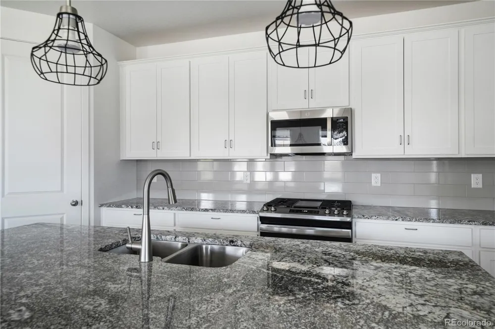 8886 S Tibet Court Aurora, CO 80016