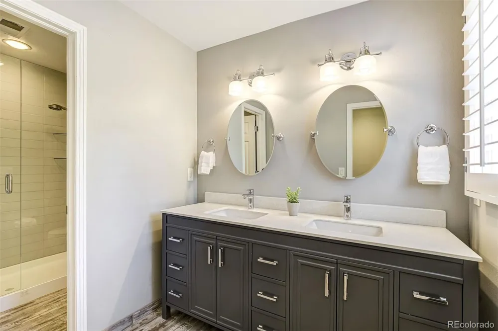6431 E Radcliff Avenue Cherry Hills Village, CO 80111
