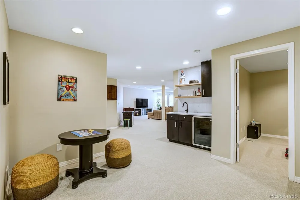 6431 E Radcliff Avenue Cherry Hills Village, CO 80111