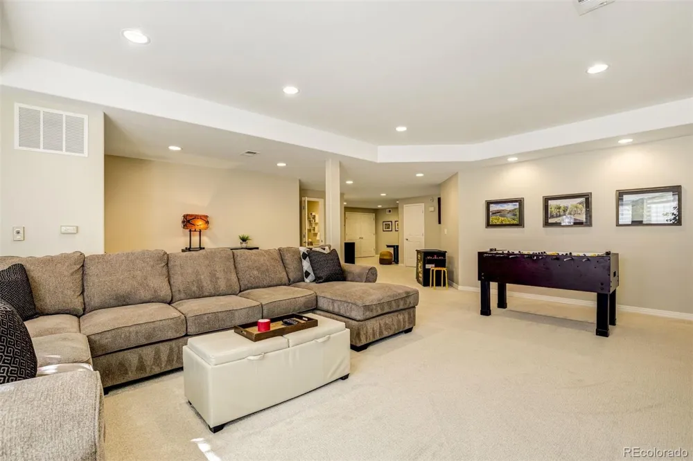 6431 E Radcliff Avenue Cherry Hills Village, CO 80111
