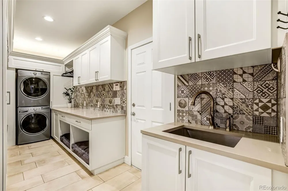 6431 E Radcliff Avenue Cherry Hills Village, CO 80111