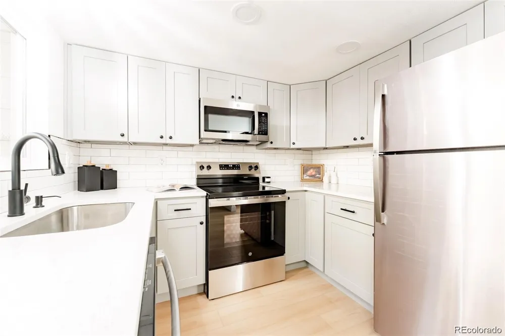 7978 Chase Circle #B Arvada, CO 80003