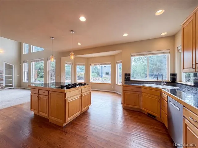 1138 Wyndemere Circle Longmont, CO 80504