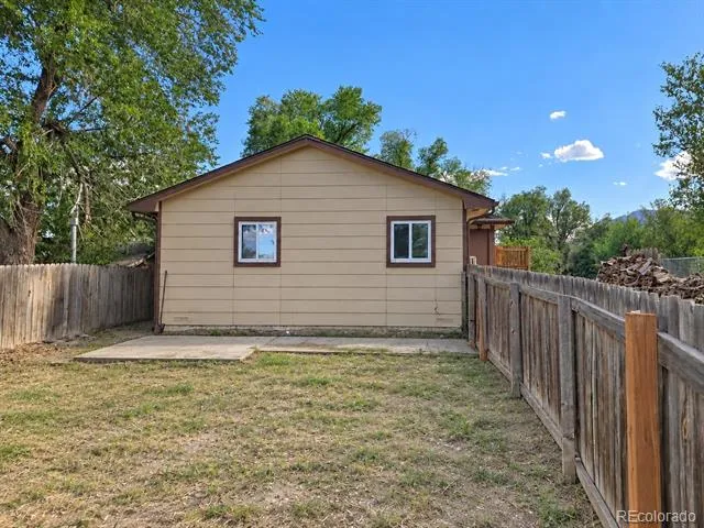 843 E Vermijo Avenue Colorado Springs, CO 80903