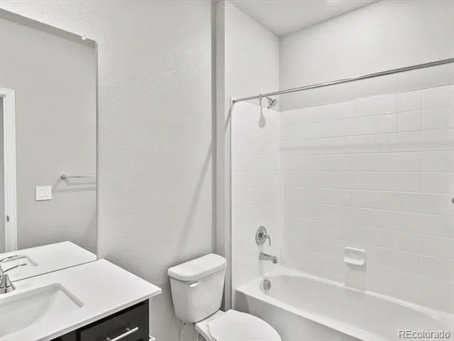 1607 Nathan River Drive Windsor, CO 80550