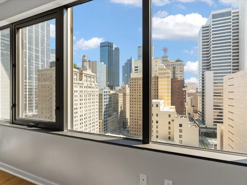 1200 Main Street #1612 Dallas, TX 75202