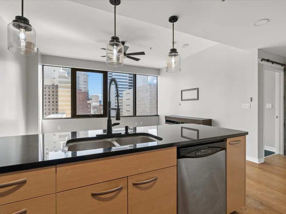 1200 Main Street #1612 Dallas, TX 75202