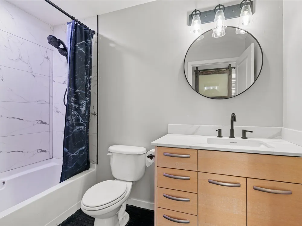 1200 Main Street #1612 Dallas, TX 75202