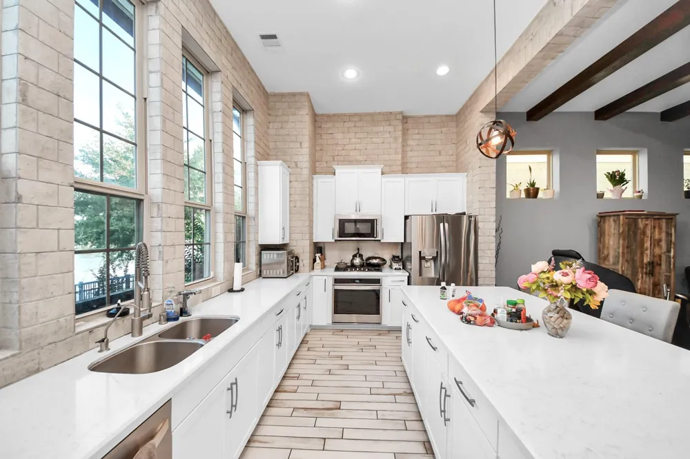 9663 Rockport Hills Drive Cypress, TX 77433