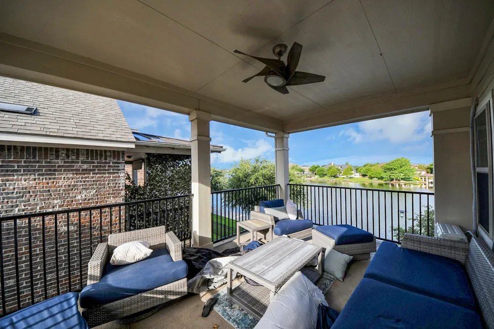 9663 Rockport Hills Drive Cypress, TX 77433