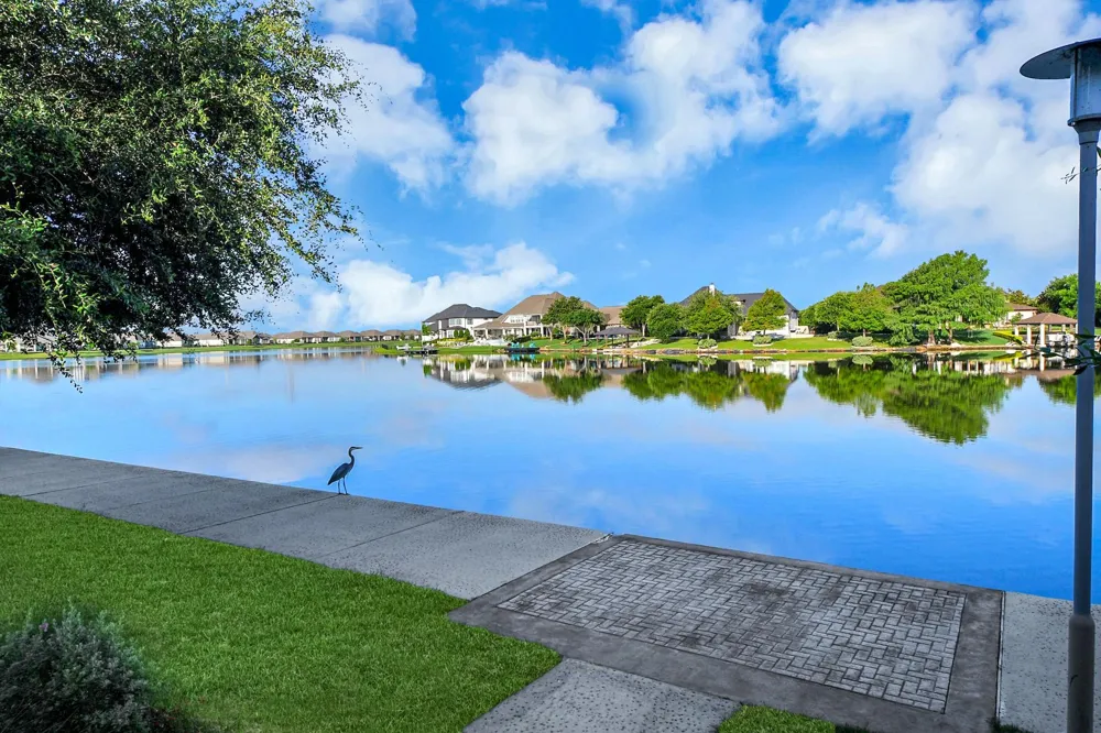 9663 Rockport Hills Drive Cypress, TX 77433