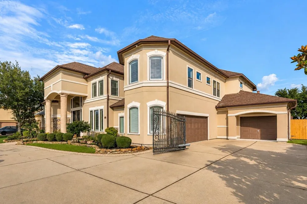 27711 Charter Lake Lane Katy, TX 77494