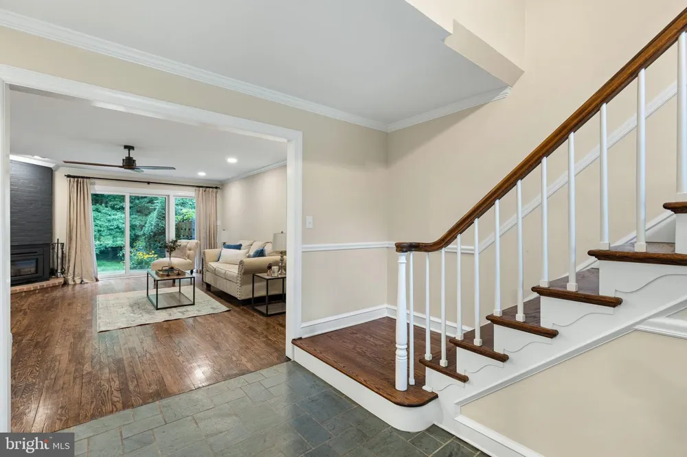 1012 WARWICK LANE Wilmington, DE 19807