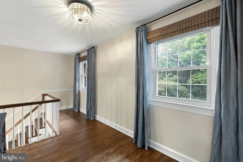 1012 WARWICK LANE Wilmington, DE 19807