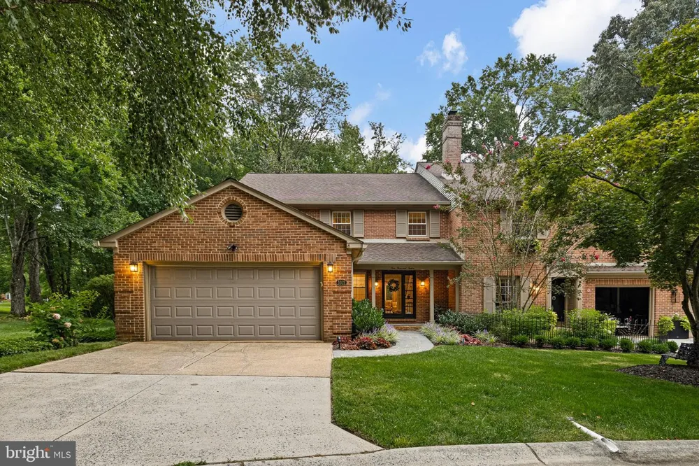 1012 WARWICK LANE Wilmington, DE 19807