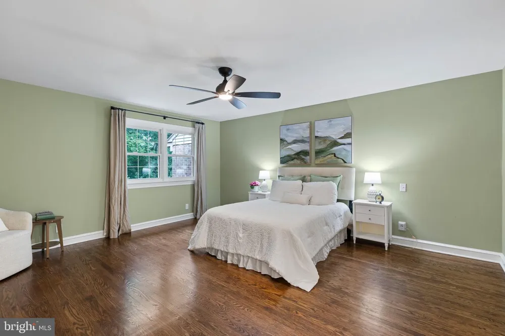 1012 WARWICK LANE Wilmington, DE 19807