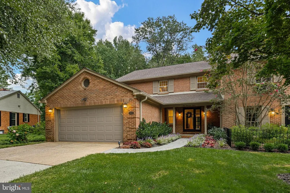 1012 WARWICK LANE Wilmington, DE 19807