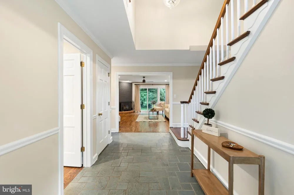 1012 WARWICK LANE Wilmington, DE 19807