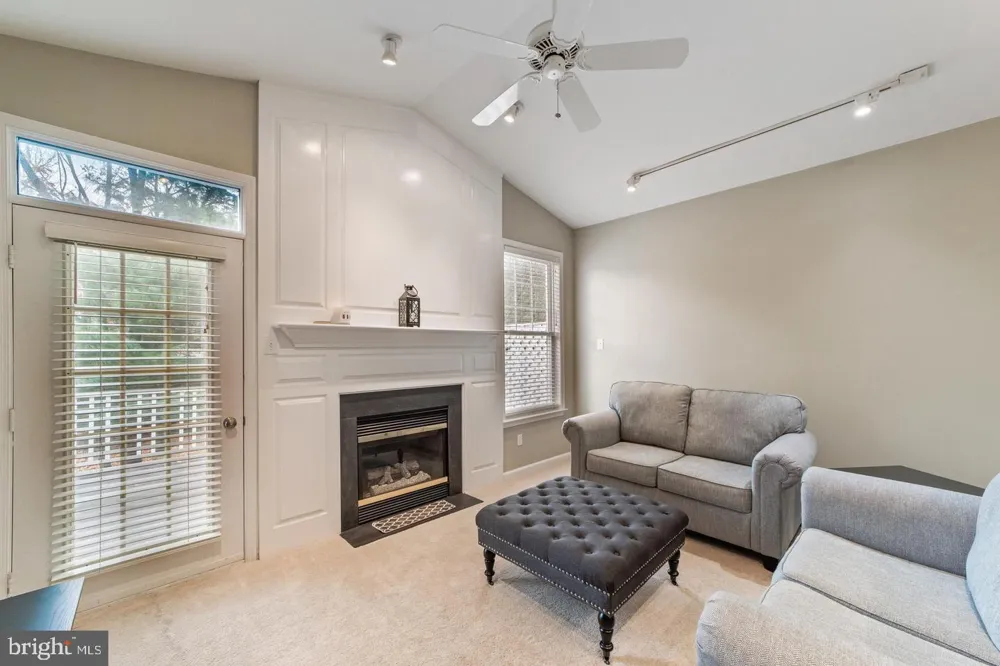 104 VICTORIA COURT Malvern, PA 19355