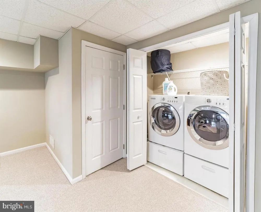 104 VICTORIA COURT Malvern, PA 19355