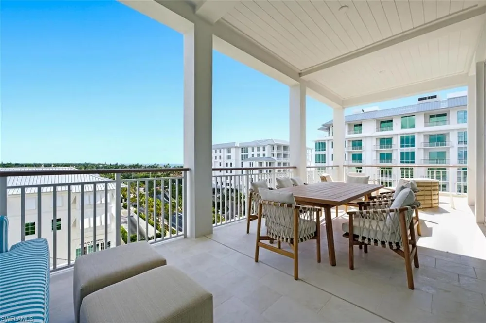 902 Gulf Shore Boulevard #E502 Naples, FL 34102