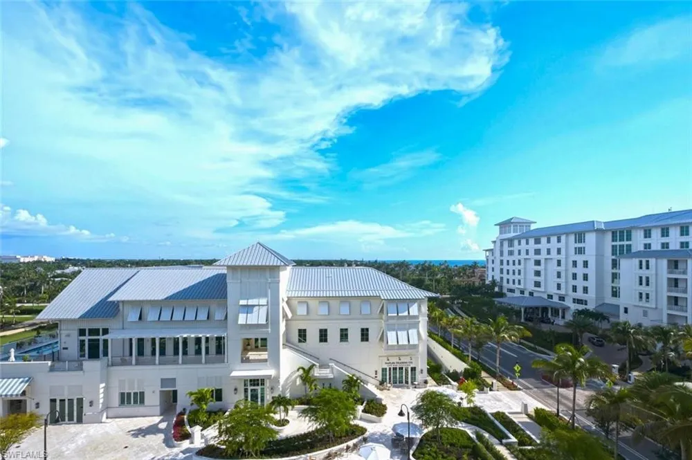 902 Gulf Shore Boulevard #E502 Naples, FL 34102