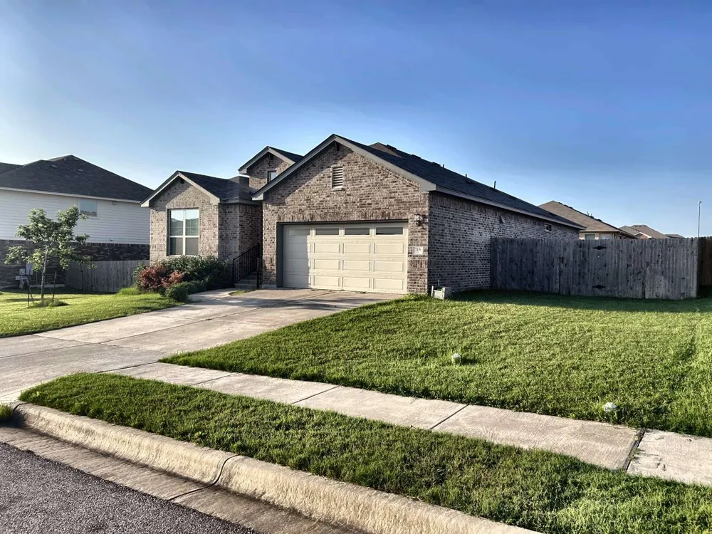 713 Coltrane Drive Pflugerville, TX 78660