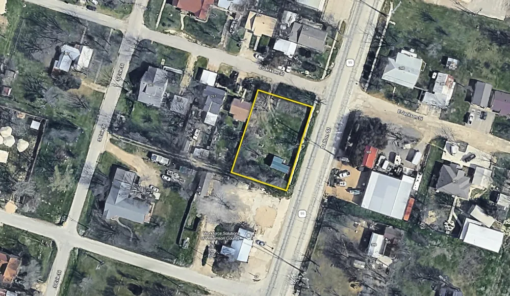 241 E Jackson Street Bartlett, TX 76511