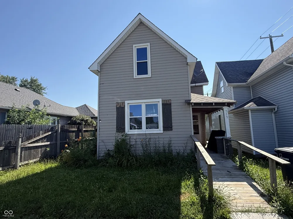 119 10th Street Elwood, IN 46036