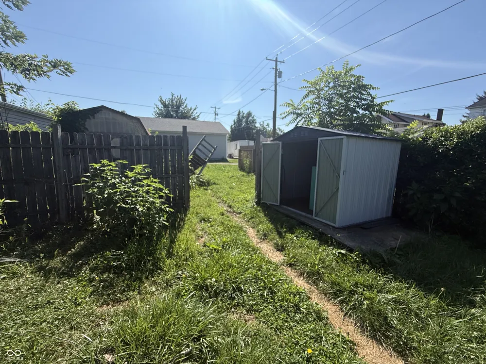 119 10th Street Elwood, IN 46036