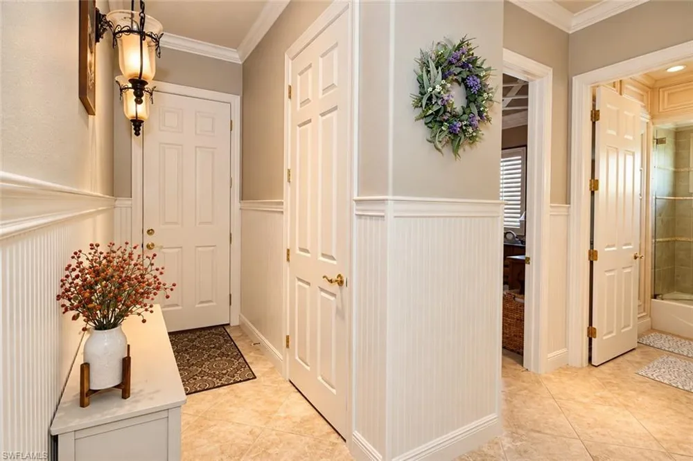 7491 Treeline Drive Naples, FL 34119