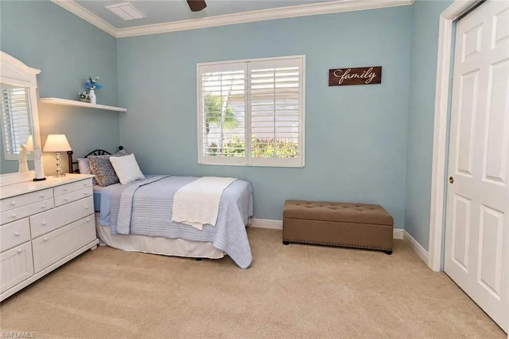7491 Treeline Drive Naples, FL 34119
