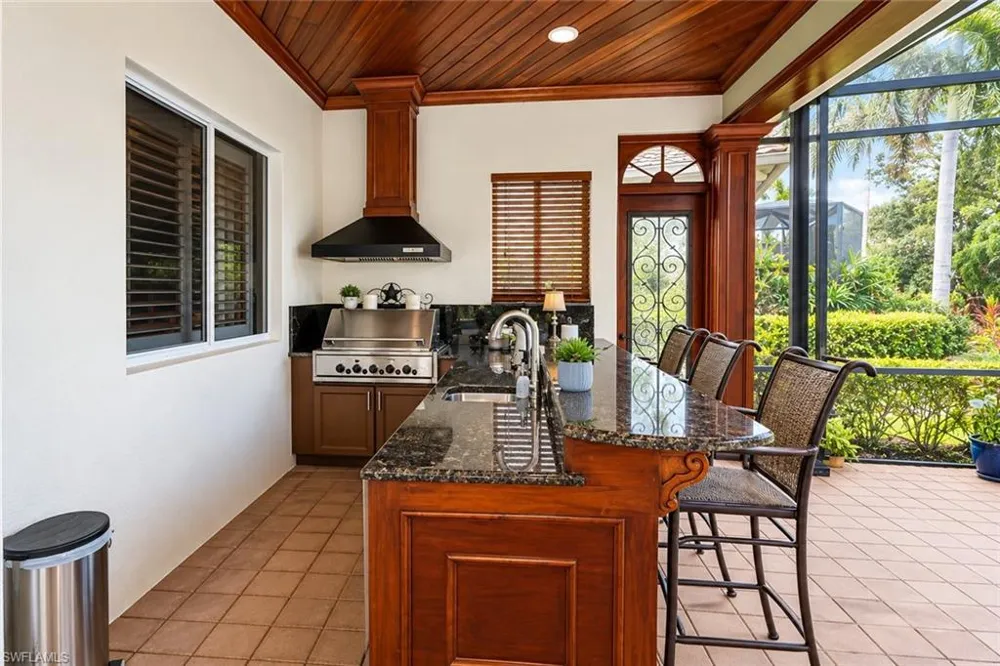 7491 Treeline Drive Naples, FL 34119