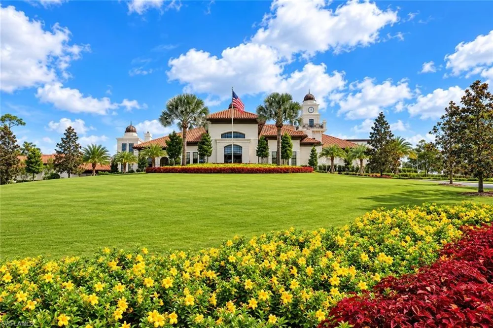 7491 Treeline Drive Naples, FL 34119