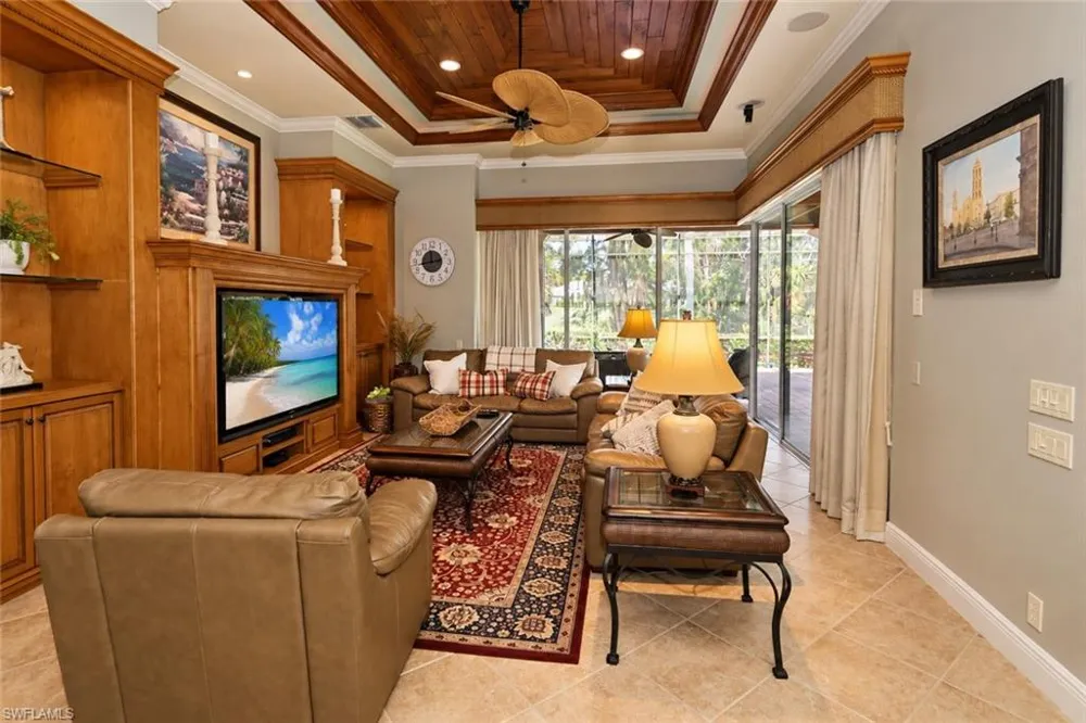 7491 Treeline Drive Naples, FL 34119