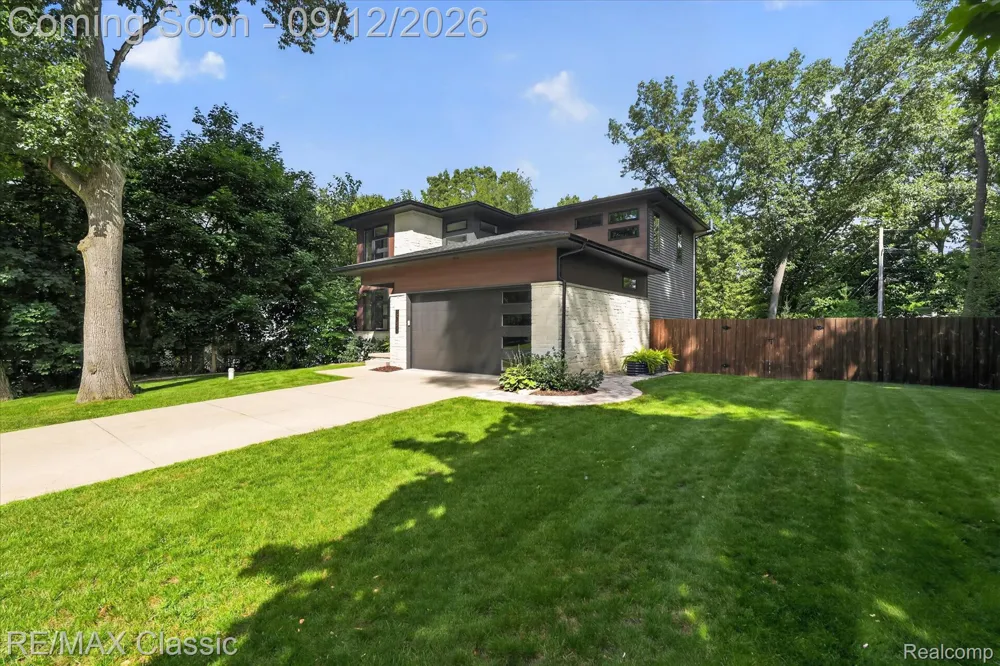 2250 Ryel Boulevard Commerce Charter Township, MI 48382