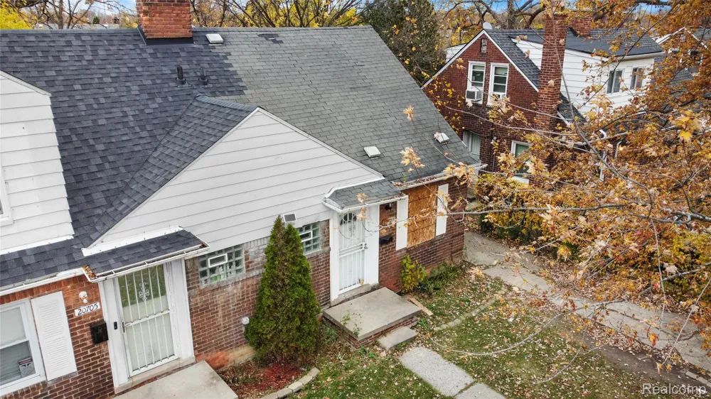 20707 Moross Road Detroit City, MI 48224