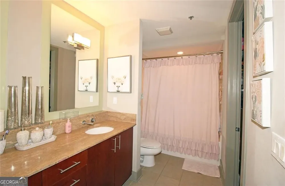 4561 Olde Perimeter WAY Atlanta, GA 30346