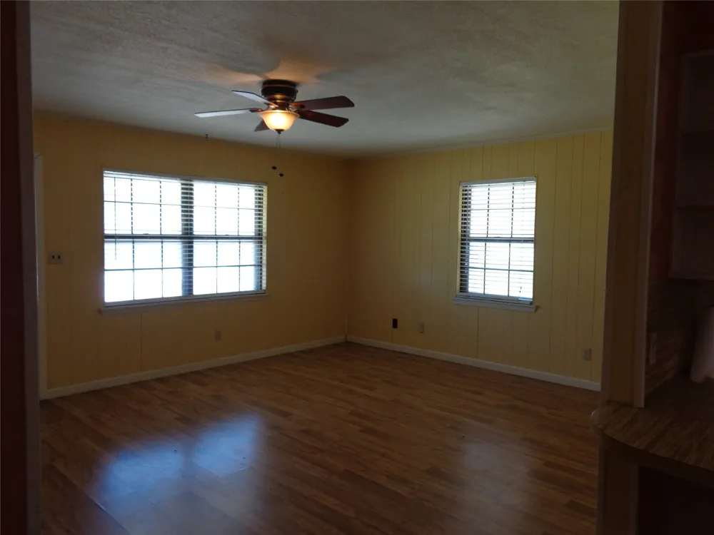 407 Files Street Itasca, TX 76055