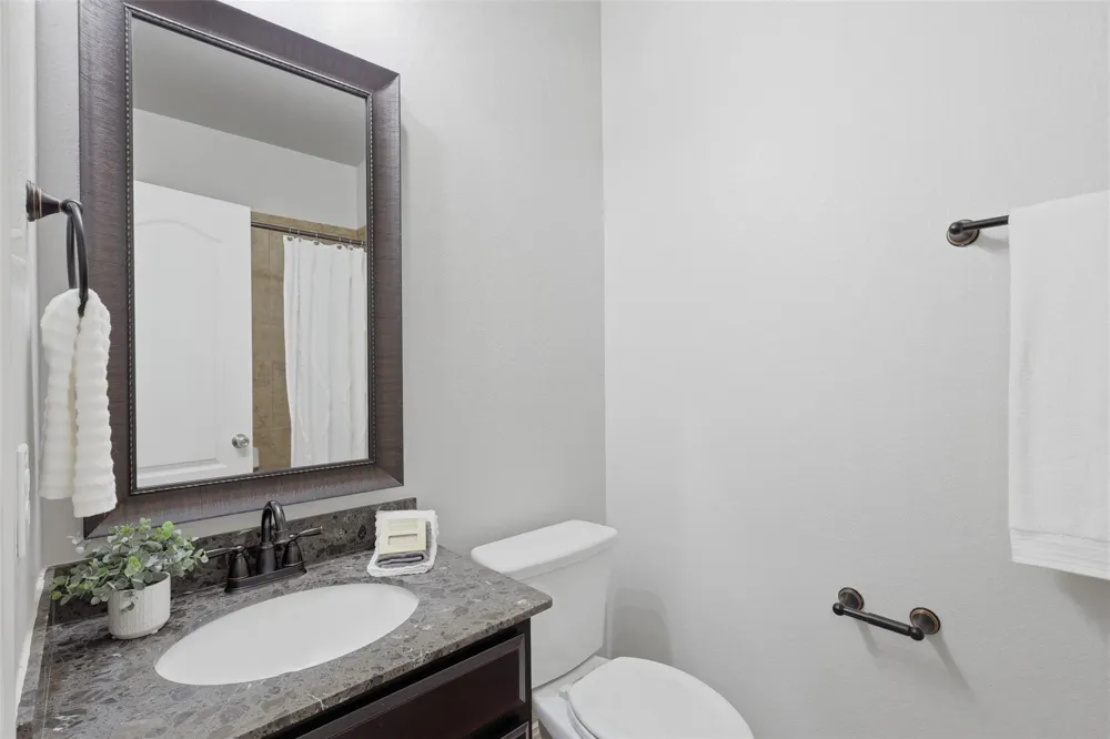2809 Parkside Village Lane Pearland, TX 77581